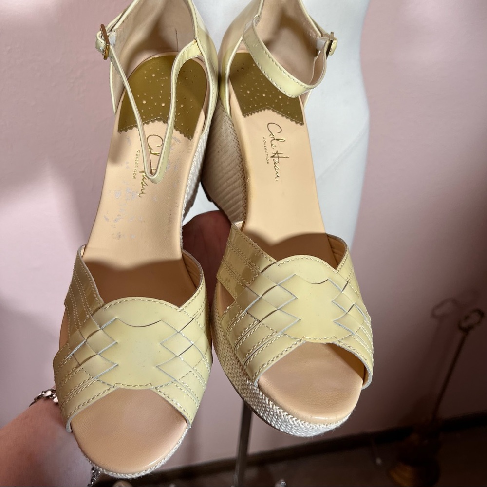 Cole Haan Classic Mobwife Cream leather Espadrilles wedge Heel Sandals shoe 9.5 - Picture 4 of 17